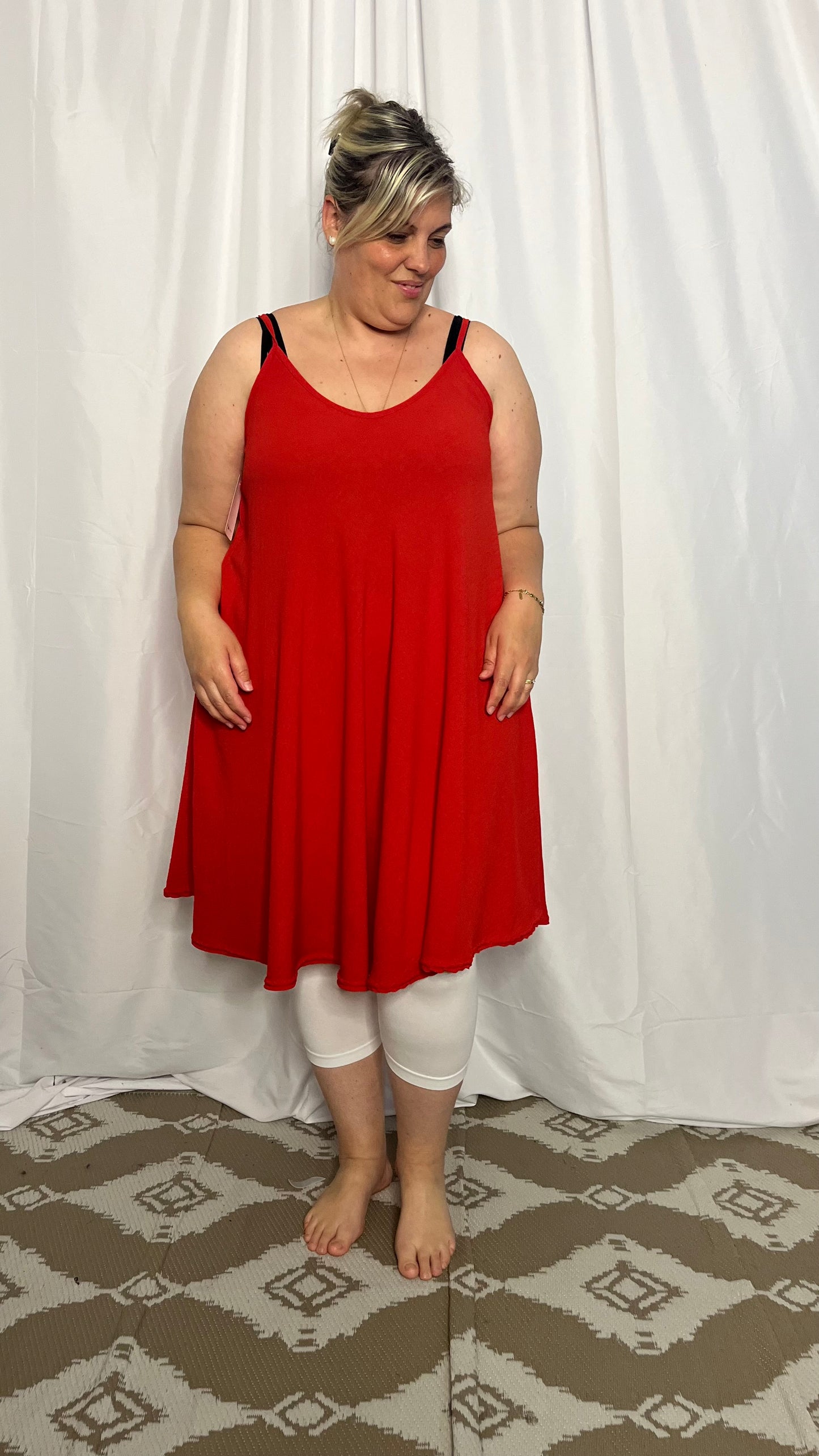 Robe courte à bretelles