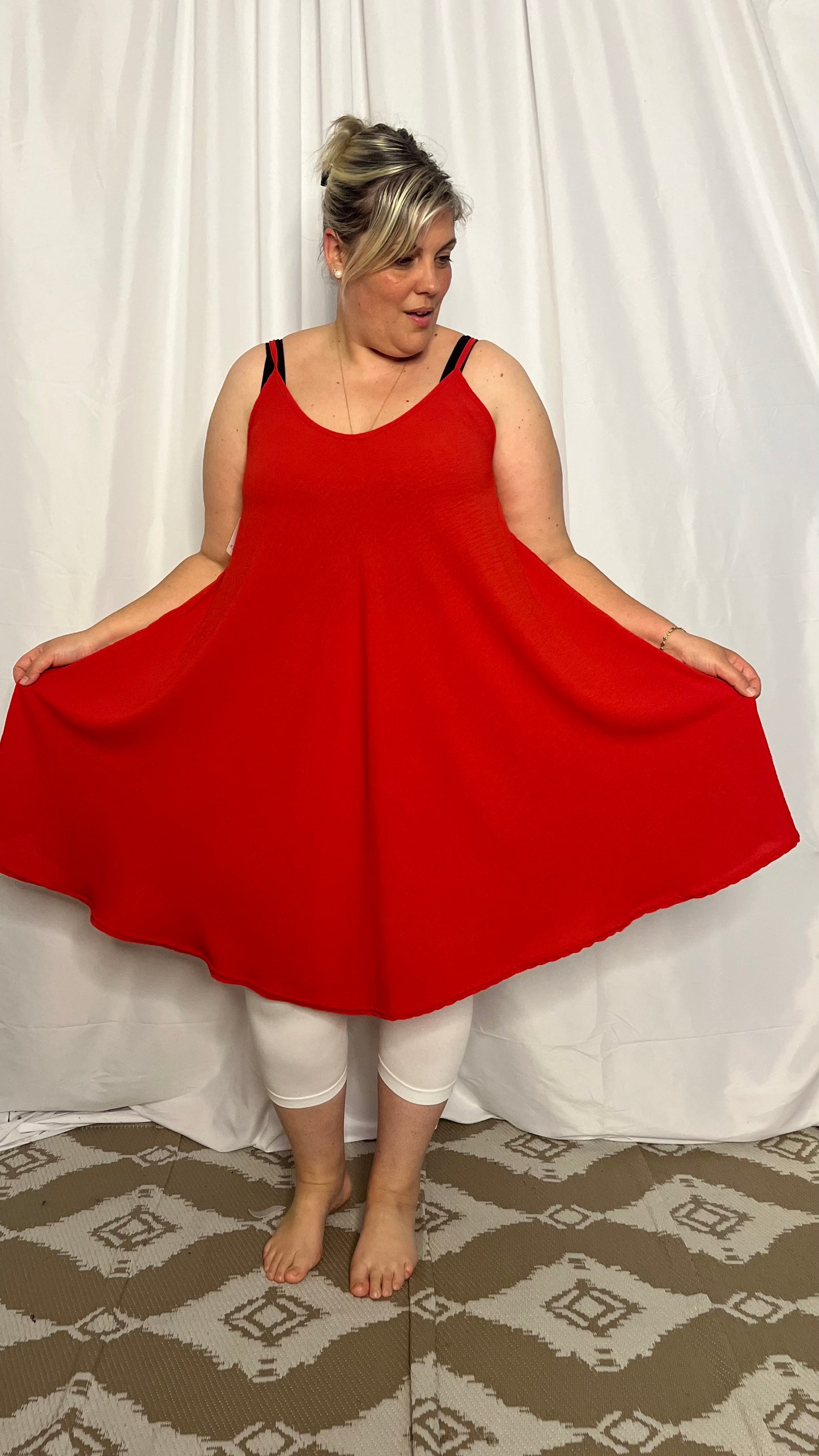 Robe courte à bretelles