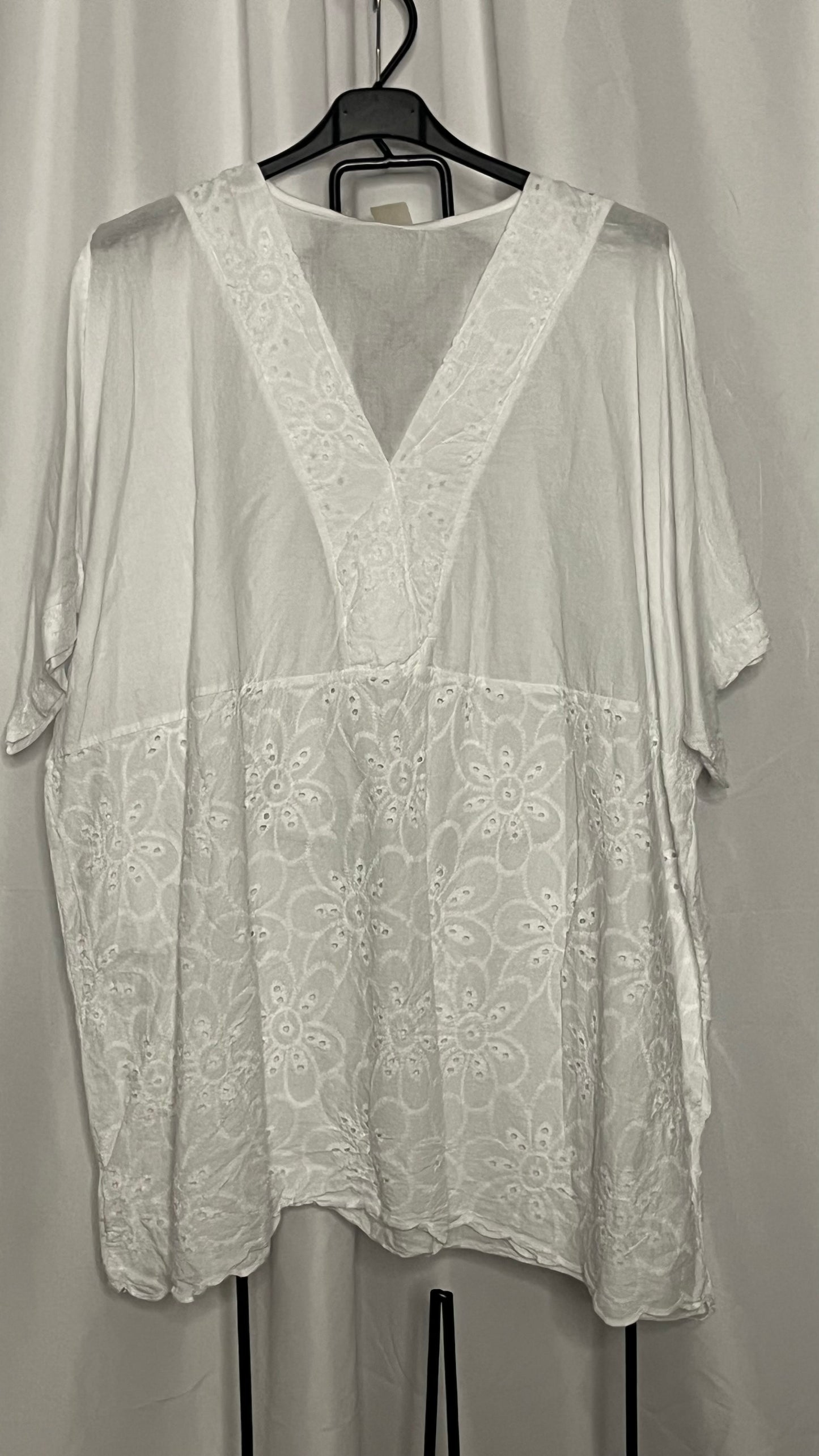 Tunique broderie anglaise