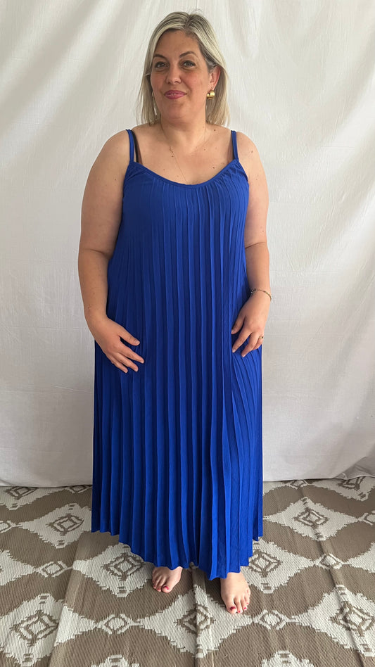 Robe longue plissée